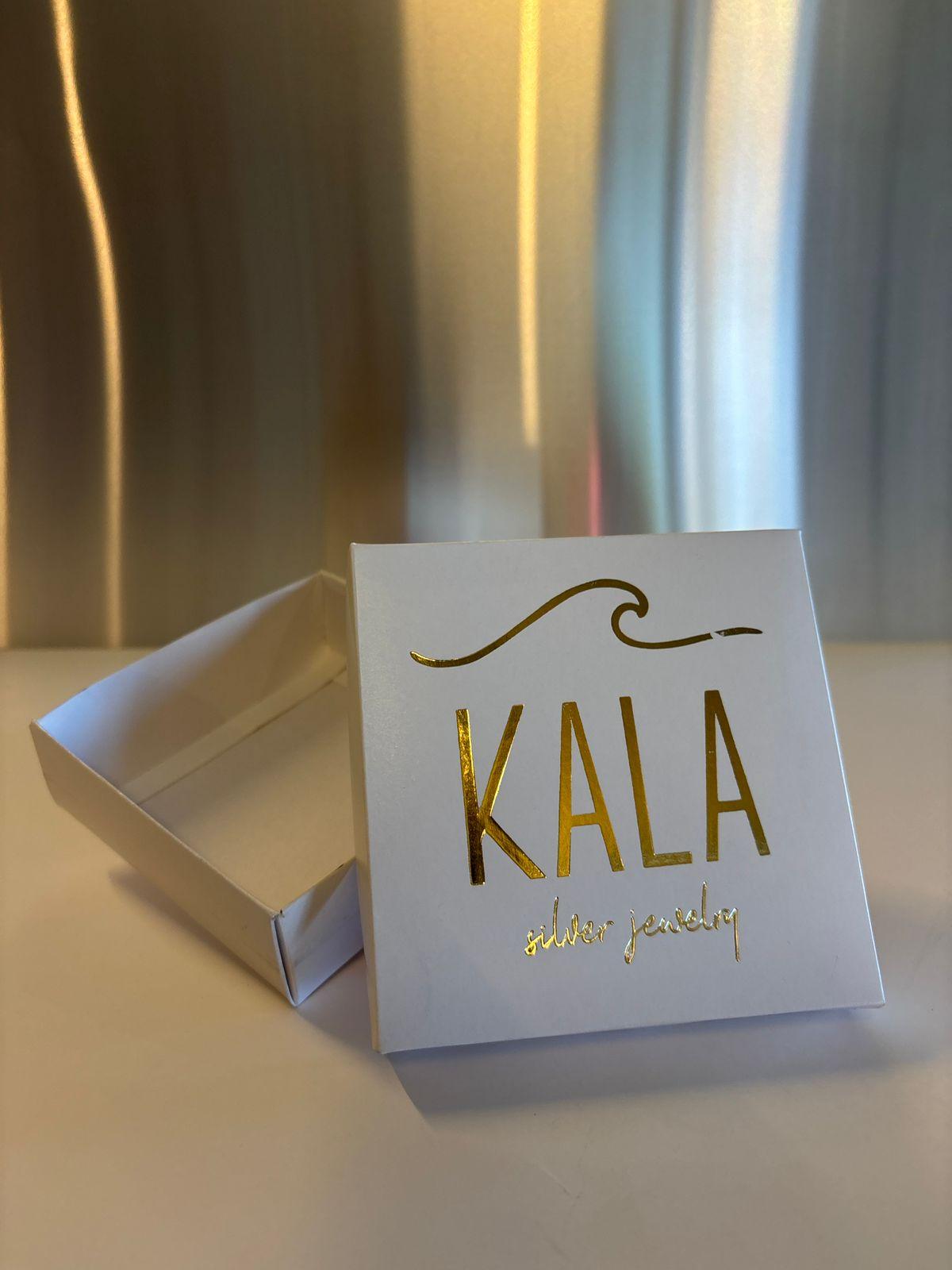 Caja con tapa premium - 11cmx11cmx4cm