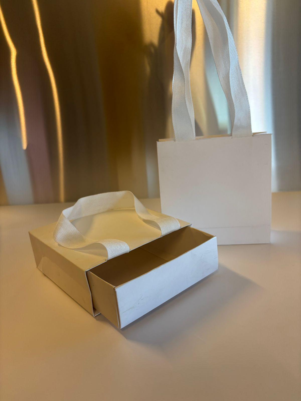 Bolsa - Caja - 11,5cmx11,5cmx4cm